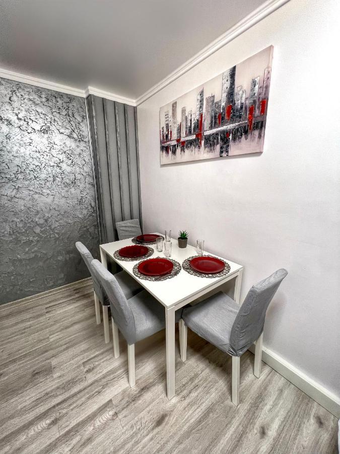 Luxor Ultra-Central Apartments Sibiu Exterior foto